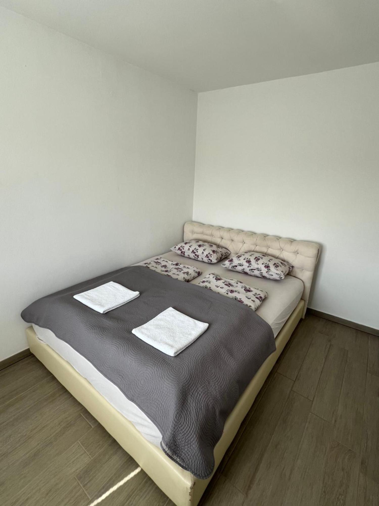 Apartments Jagodje イゾラ エクステリア 写真